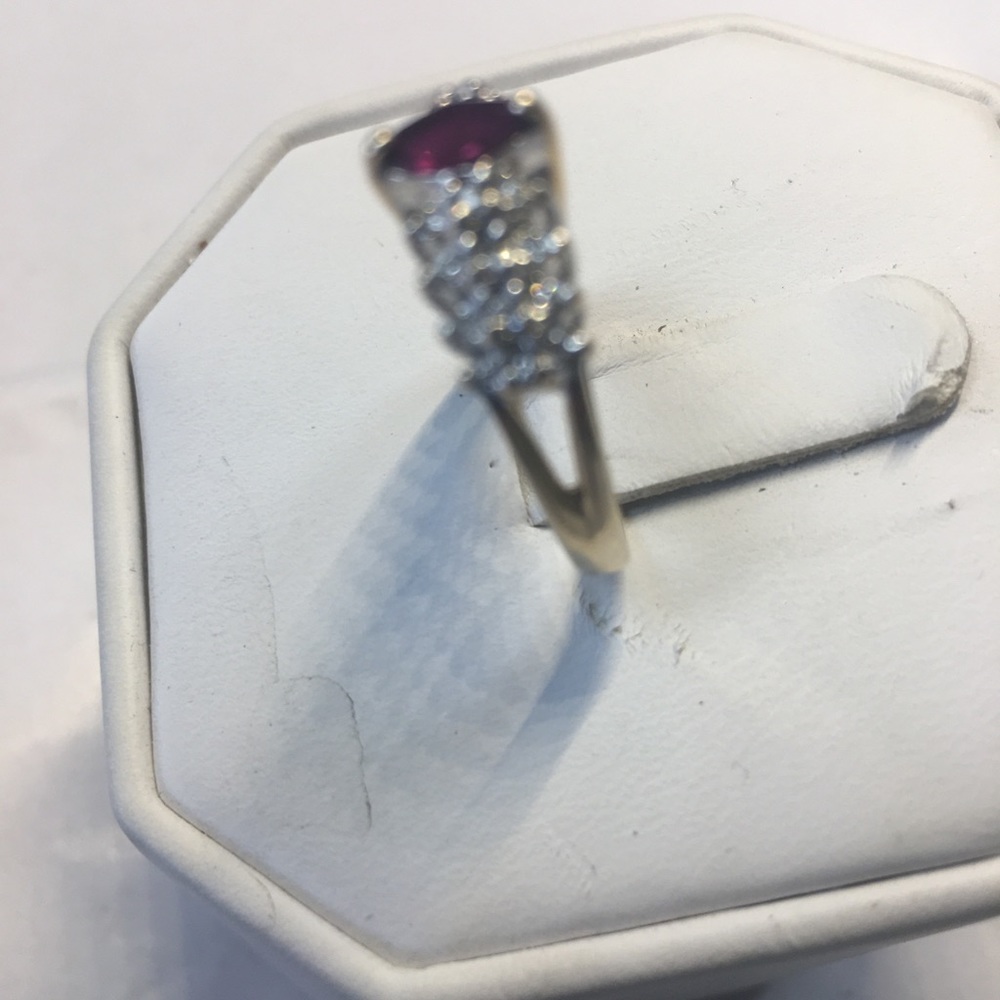 14K yellow gold diamonds ruby ring - Picture 6 of 8